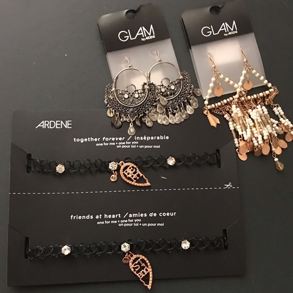 glam Jewelry - 🚫sold🚫 Costume bff necklaces earrings set